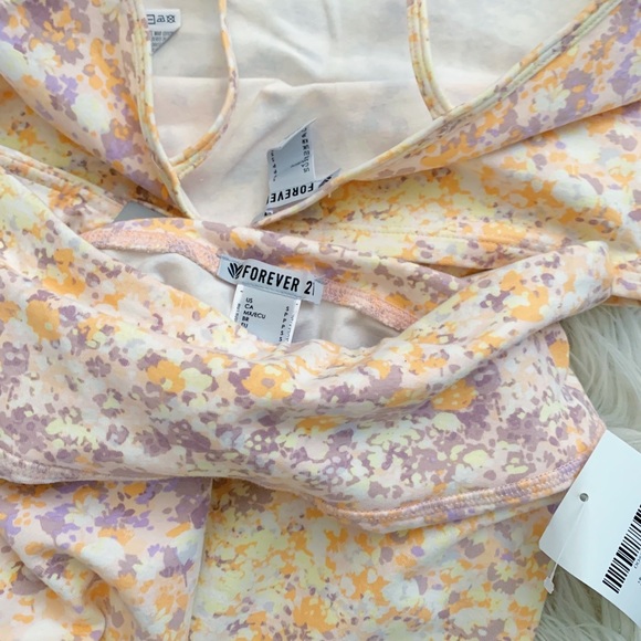 NWT Workout Set (Leggings + Crop Top) - Picture 3 of 5